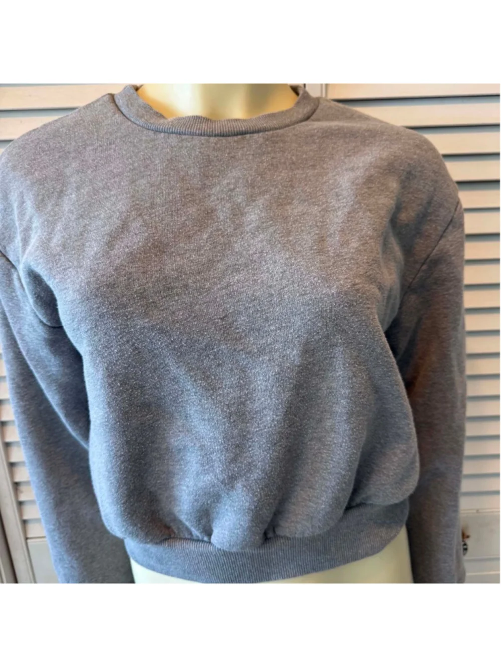 Juniors Wild Fable Gray Cropped Sweatshirt S - Picture 2 of 8